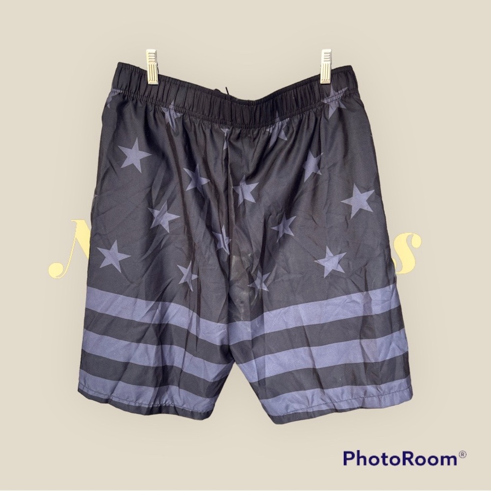 Pre-Loved Men’s swim trunks. In size medium,